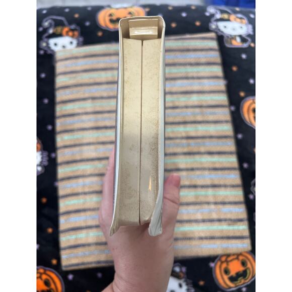 Disney The Aristocats Clamshell Case VHS Pre-Loved - Picture 4 of 5